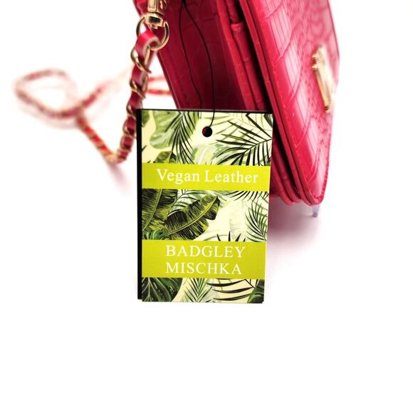 NWT BADGLEY MISCHKA PINK CROSSBODY BAG MSRP$99 VEGAN LEATHER - Picture 6 of 16